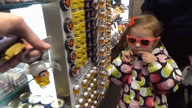 Германия #9 летим домой завтрак и сладости в отеле покупаем сувениры и зайдём в смотреть онлайн