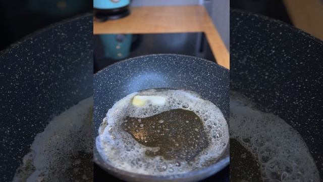 ТОСТ с «Хамоном Персиком и сыром камамберам» стоит ли ?⁉️ обошелся в 1400₽ смотреть онлайн