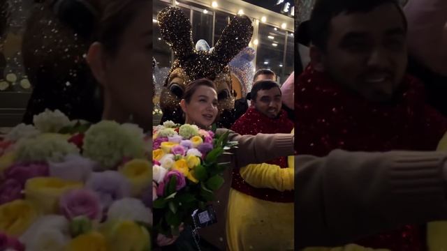 Nilufar Usmonovaga ikkinchi oilasidan syurpriz смотреть онлайн