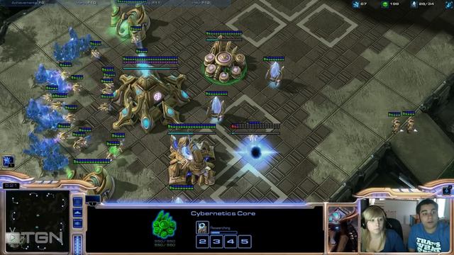 Wife learns to play Starcraft 2, EP 3 смотреть онлайн