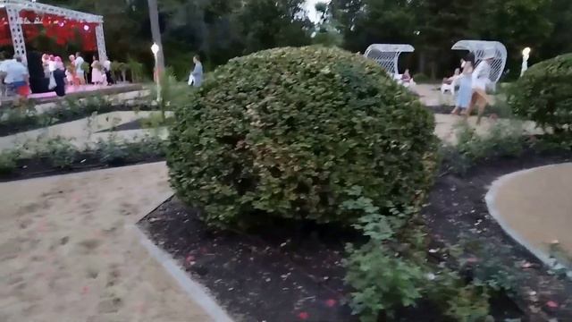 16.09.2022. Сочи. Парк "Ривьера". Розарий/ Sochi. The park "Riviera". The rose garden смотреть онлайн