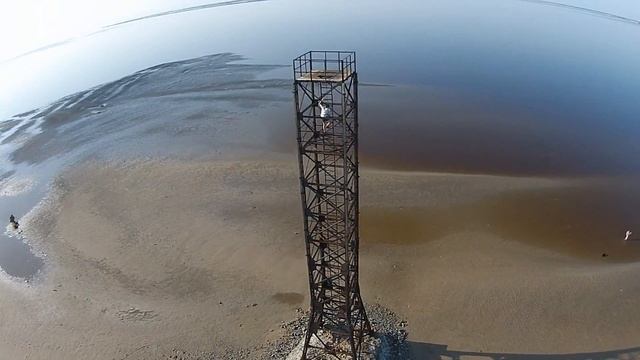 Летаем над бывшим маяком на острове Ягры, Северодвинск смотреть онлайн