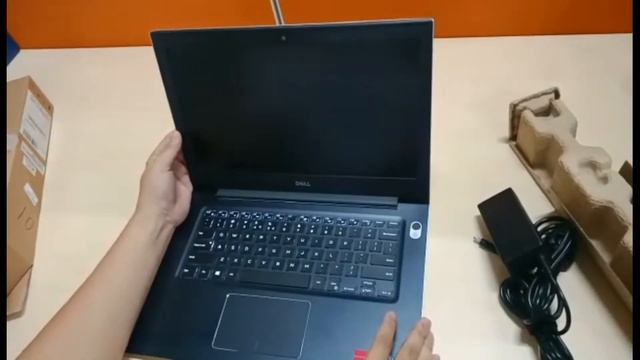Laptop Dell Core i5 Vostro 5471 смотреть онлайн