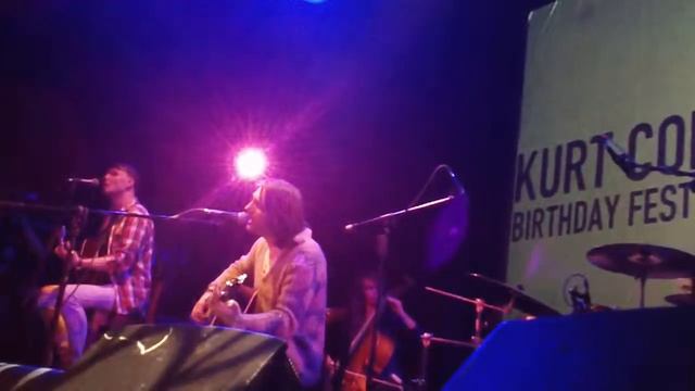 Kurt Cobain Birthday Fest_The Glue_Dumb смотреть онлайн