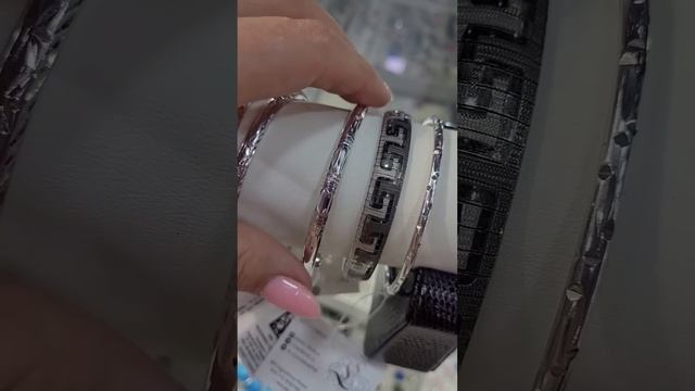 01.02.23 Ювелирная выставка в Санкт Петербурге. Серебряные украшения 925 пробы смотреть онлайн