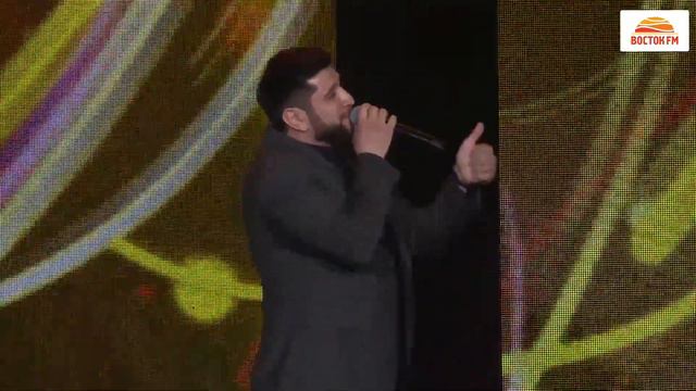 Эльбрус Джанмирзоев   Пополам