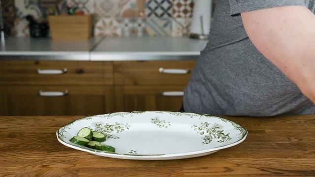 Греческий куриный ШАШЛЫК на шпажках и супер простые самодельные ПИТЫ смотреть онлайн