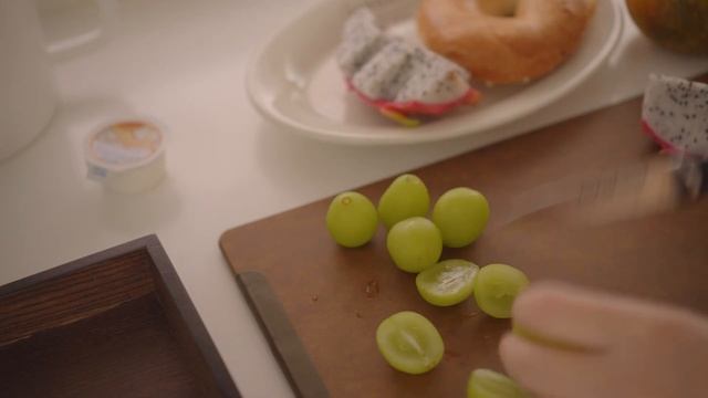 집순이 일상 브이로그｜쌀 보관 정리｜토마토 달걀 볶음｜집에서 차려 먹는 브런치｜버터갈릭 새우볶음｜주부의 평범한 일상 vlog смотреть онлайн