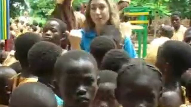 Hayley Westenra's UNICEF video diary - 25 September 2008 смотреть онлайн