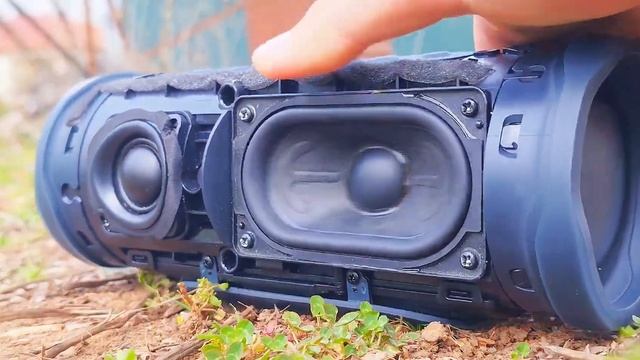 JBL CHARGE ESSENTIAL 2 GL BASS TEST ( CHARGE 4 TL WOOFER ) 100% LFM смотреть онлайн