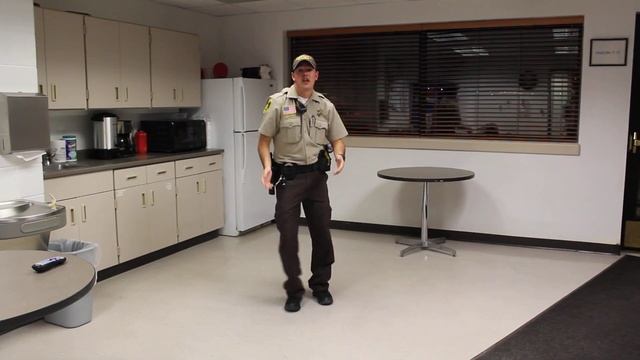 The Git Up Challenge Police смотреть онлайн