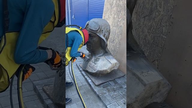 Очистка бронзового бюста на канале ProZon.ru смотреть онлайн