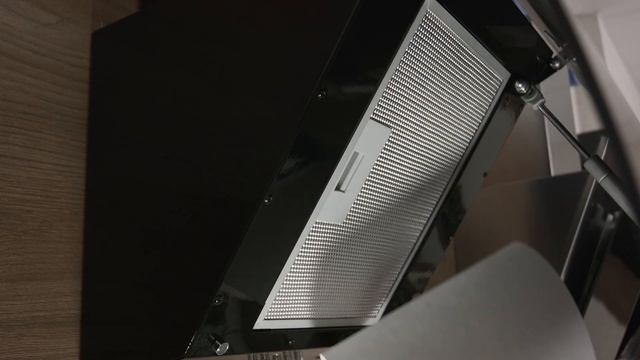 Видеообзор вытяжки наклонной AKPO WK-4 Clarus eco смотреть онлайн