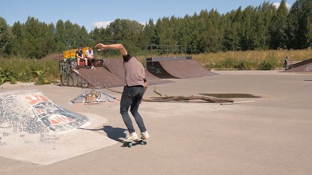 ТРЮКИ НА СКЕЙТЕ ИЗ ФИКС ПРАЙСА #скейтбординг смотреть онлайн