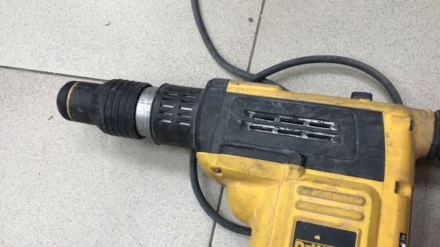 DEWALT D25601 смотреть онлайн