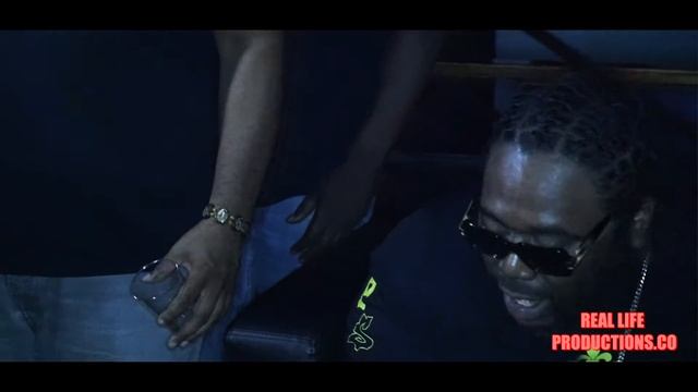 KING BO OFFICIAL MUSIC VIDEO "LOOK BACK AT IT" смотреть онлайн