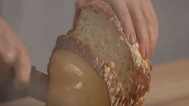 Що приготувати на Обід? Вишуканий гороховий крем-суп з копченостями.