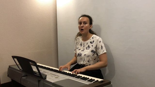 Как правильно аккомпанировать. Несколько простых способов на фортепиано ● Пианинко