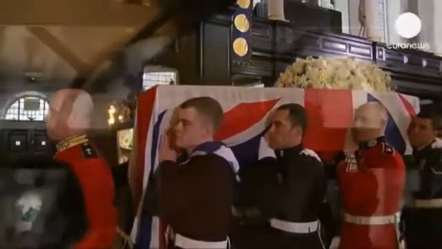 В Лондоне хоронят Маргарет Тэтчер смотреть онлайн