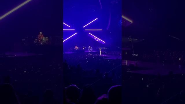 Muse - Starlight (partial) - Oracle Arena 4/14/23 смотреть онлайн