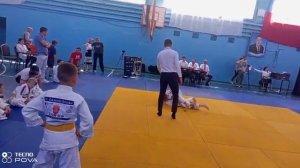 72927b50-8925-4677-8f1c-40aa74ddf473-1_all_229.mp4