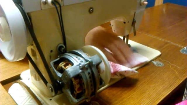 Швейная машина чайка 142м. с мотором от Хлебопечька Бинатоне ВМ-1008 смотреть онлайн