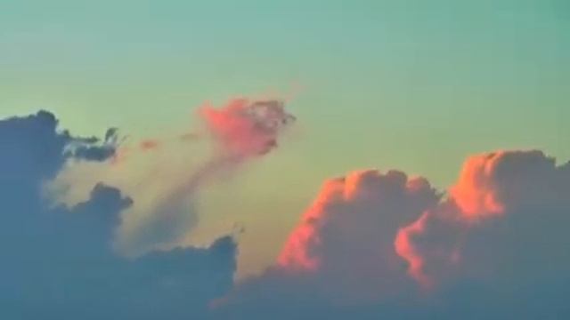 "А ДУША ТВОЯ ПЛАЧЕТ, СЛЫШИШЬ?" - стихи христианские. смотреть онлайн