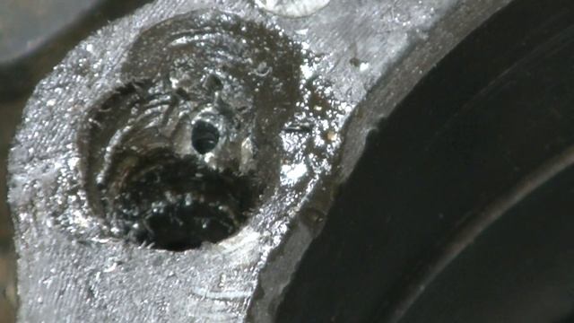 как высверлить шпильки ,и болты смотреть онлайн