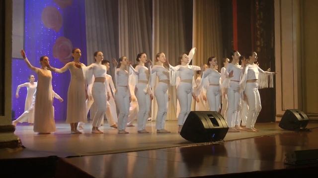 "Память" - хореограф. ансамбль "Конфетти" (рук. Маргарита Кабакова) смотреть онлайн