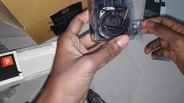 JBl C100si Unboxing, Amazon Renewed, Amazon Send me New product at the price of Renewed one ? ? смотреть онлайн