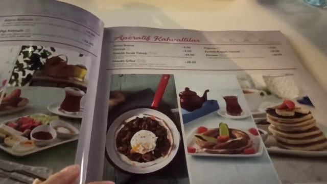 Зашли в Анталии в кафе со сладостями Alaçatı Muhallesebeci, показываю цены #турциямоимиглазами смотреть онлайн
