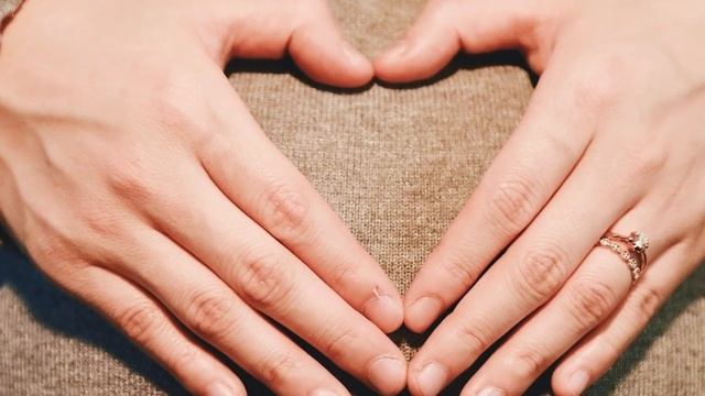 Муж выгнал беременную 63-летнюю жену. А потом увидел кого она родила, просто офигел. смотреть онлайн