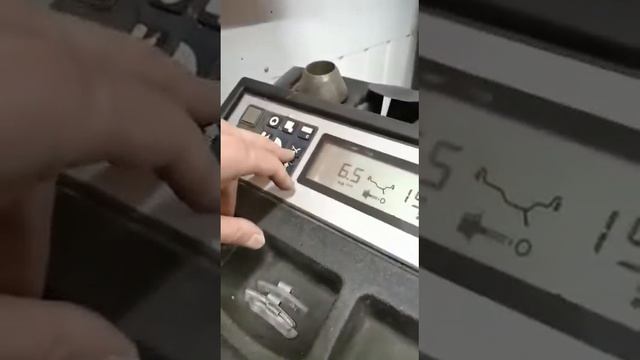 как работать на балансировочной станке Hofmann (хофман) смотреть онлайн