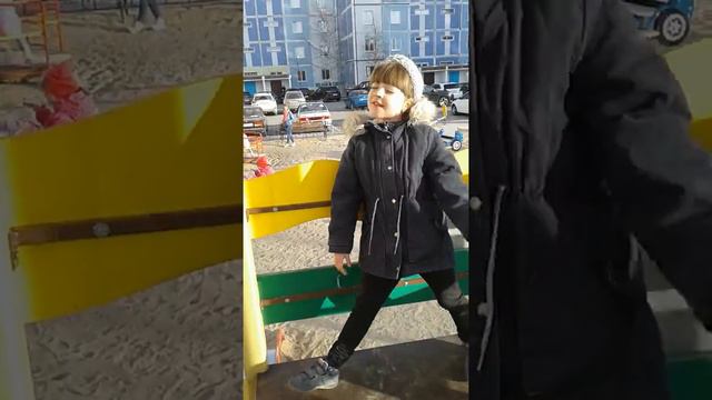 Алиса вначале куку а в канце хорошо 👍👍👍 смотреть онлайн