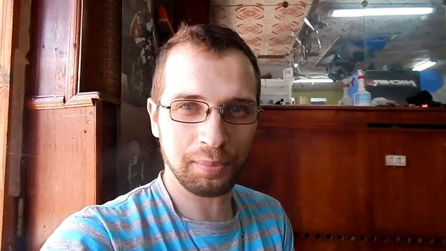 Укатанный в хлам Альфа-мотор смотреть онлайн