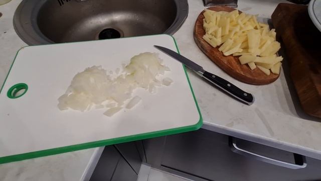 Запомните! Суп экономит семейный бюджет! Мама всегда мне об этом говорила!