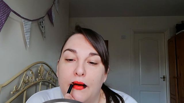 #redvampyliplook #redlipstick
Red vampy ombre lip attempt смотреть онлайн