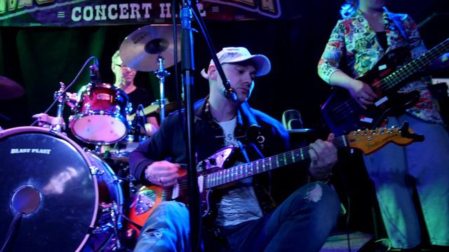 21-й дубль (Зоопарк). ТабаковБенд