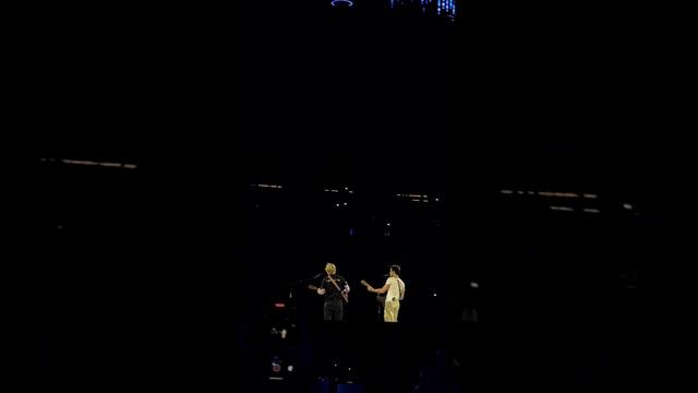 Lego House by Ed Sheeran and Shawn Mendes (Ed Sheeran World Tour 2023) смотреть онлайн