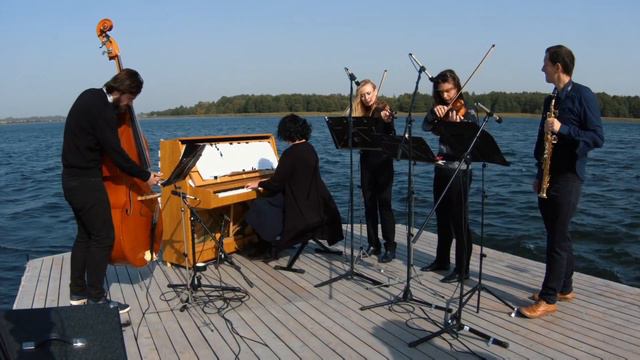 Five-Storey Ensemble | Нонна и семь розовых глаз | Неноев ковчег смотреть онлайн