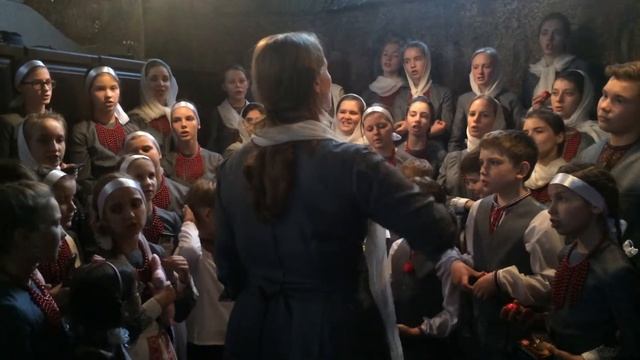 Пасхальное поздравление Блаженнейшего Митрополита Онуфрия в Трапезном храме 13 04 2015 смотреть онлайн