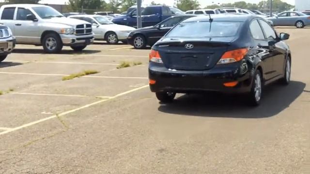 2012 /2013 Hyundai Accent Review From Pohanka in Virginia competes with Honda Fit, Ford Fiesta смотреть онлайн