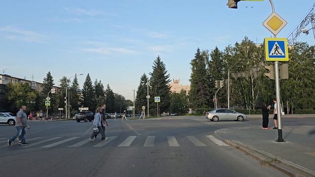 Барнаул, Павловский тракт (ул. Советской Армии) -- Новый мост смотреть онлайн