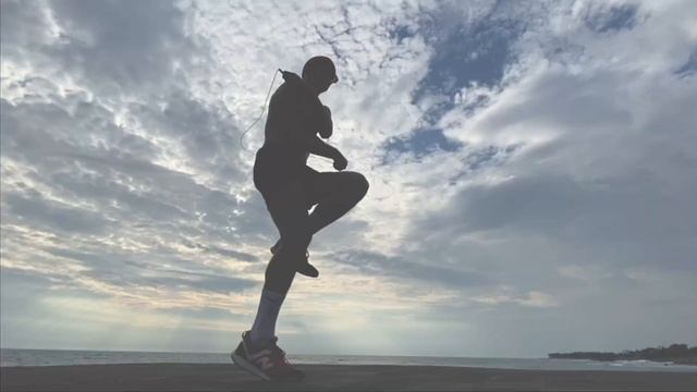 Как быстро научиться прыгать на скакалке смотреть онлайн