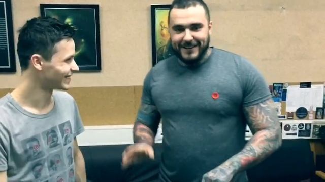 ЛУЧШИЙ СПОСОБ УДАЛЕНИЯ ТАТУИРОВОК!! ШОКИРУЮЩЕЕ ВИДЕО!!! смотреть онлайн