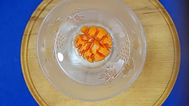 Хризантемы из моркови. Украшение блюд... смотреть онлайн