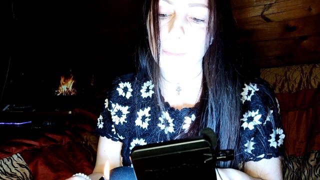 АСМР О ПОДРУГАХ 🙇🏻♀️ / Болталка / Неразборчивый шёпот / Звуки рта 🌸 смотреть онлайн