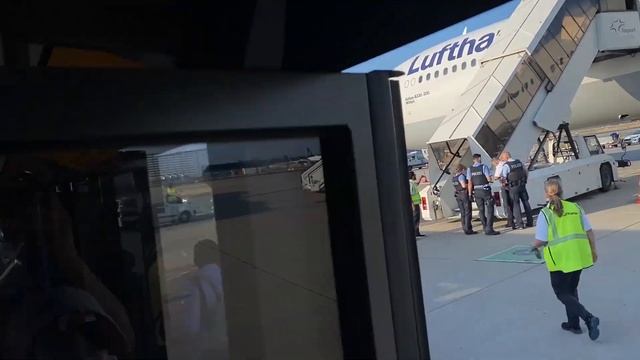 VLOG: ПЕРЕЛЕТ С КАЗАХСТАНА В АМЕРИКУ В 16! | ПРОГРАММА ОБМЕНА FLEX смотреть онлайн