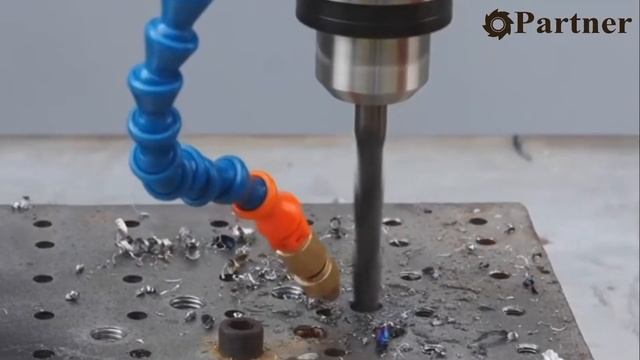 Электрический резьбонарезной манипулятор Partner PR 24S с функцией сверления смотреть онлайн