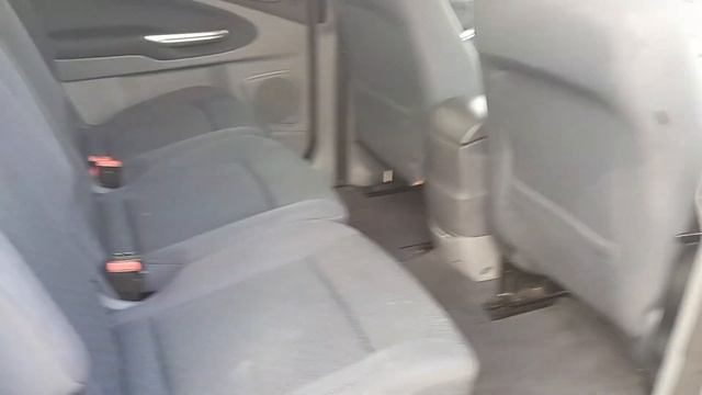 Ford S-Max 1.8 TDCi Zetec 5dr смотреть онлайн